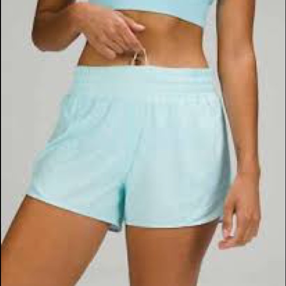 ❌SOLD❌NWT!🍋Icing Blue Hotty Hot 4” Shorts - Picture 3 of 5